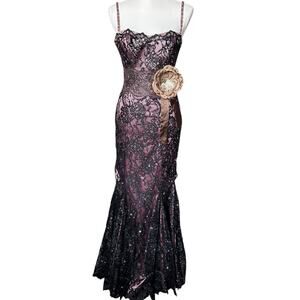 MANDALAY Sleeveless Lace‎ and Sequin Embellished Mermaid Gown-Size 6